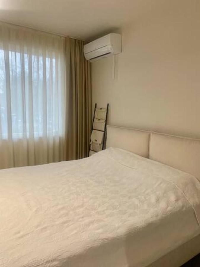 New Luxury Furnished Apartment - Beach, Varna Center & Fast Wi-Fi Екстериор снимка